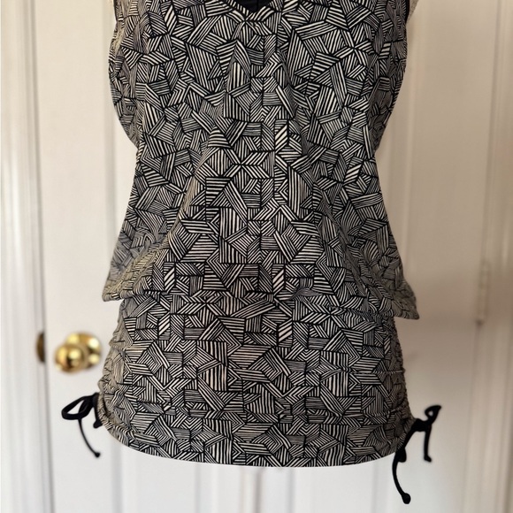 “ATHLETA” Laguna Side Scrunch Tankini - Picture 7 of 16